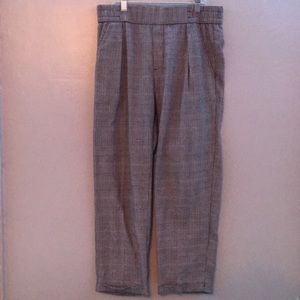 houndstooth patterned pants